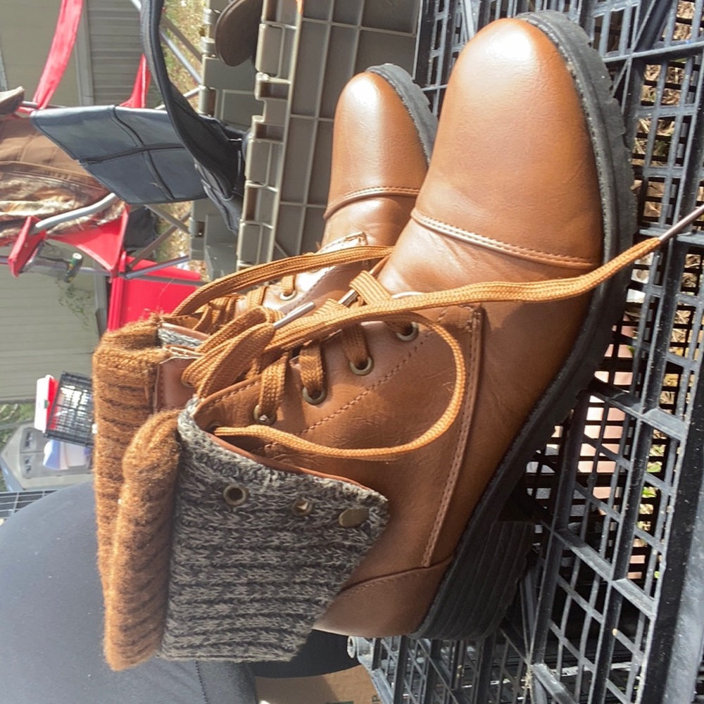 Women’s boots